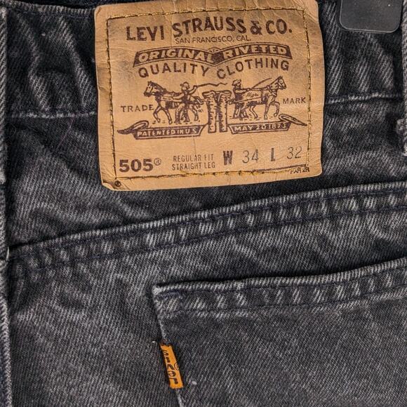 Levi’s 505 Cutoff Shorts 34x32 Black Denim Frayed Hem Vintage Wash Straight Fit - Picture 3 of 5